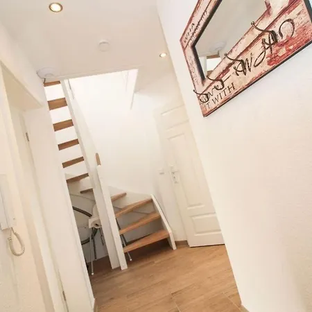 Hotel Linnea Modern Retreat